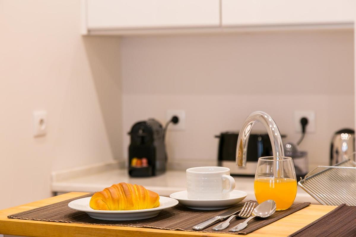 Lovelystay - Cozy 3Bdr Apartment In Estrela Lisboa Ngoại thất bức ảnh