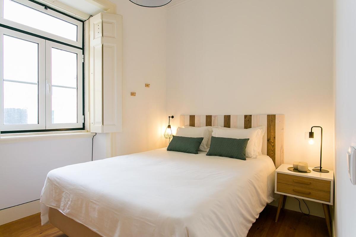 Lovelystay - Cozy 3Bdr Apartment In Estrela Lisboa Ngoại thất bức ảnh