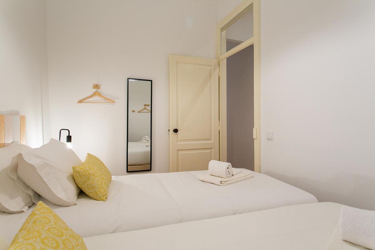 Lovelystay - Cozy 3Bdr Apartment In Estrela Lisboa Ngoại thất bức ảnh